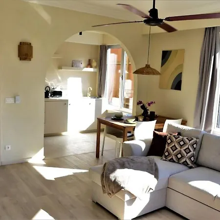 Downtown 2 Bdr ***** 3 Apartment Antwerp